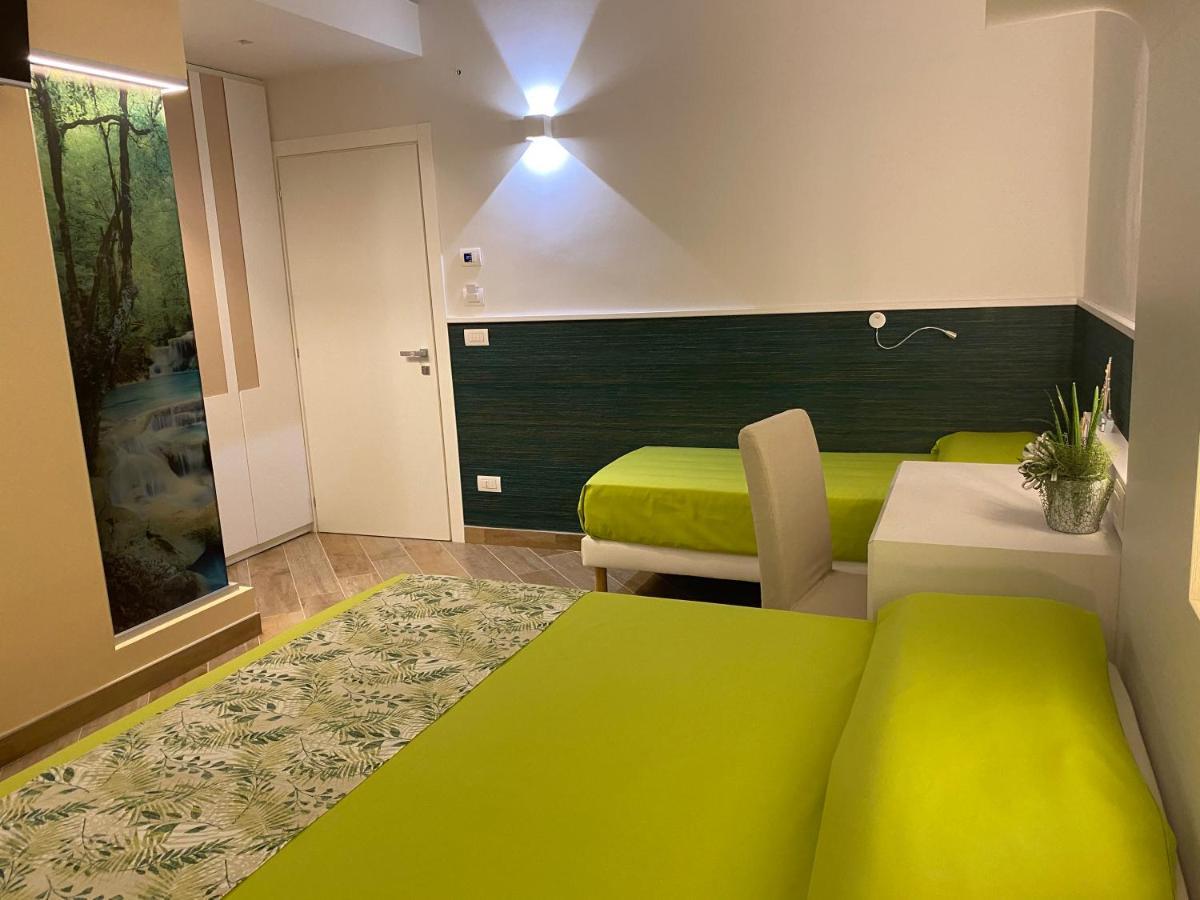 Porto Di Mare B&B جيوفيناتسو المظهر الخارجي الصورة