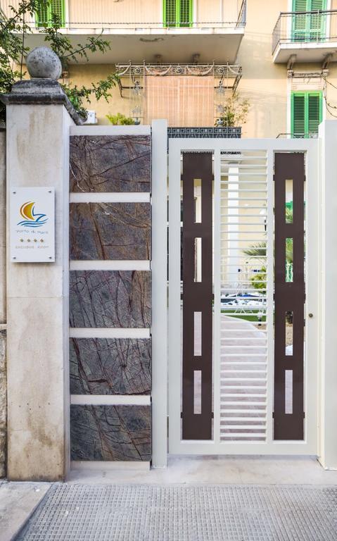Porto Di Mare B&B جيوفيناتسو المظهر الخارجي الصورة